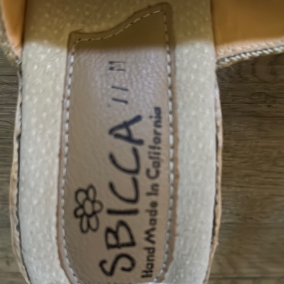Sbicca Beige Sandals - Picture 5 of 5